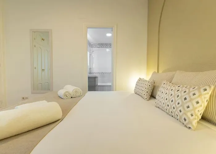 Triana Deluxe By Valcambre Appartamento *
