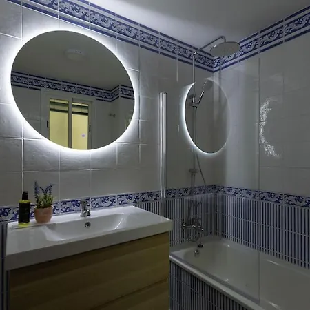 Apartment Triana Deluxe By Valcambre